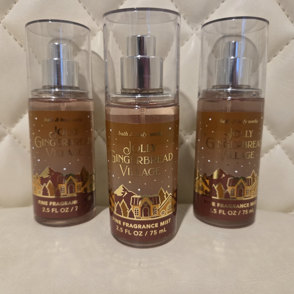 2.5oz Bath & Body Works Jolly Gingerbread Village Fine Fragrance Mist